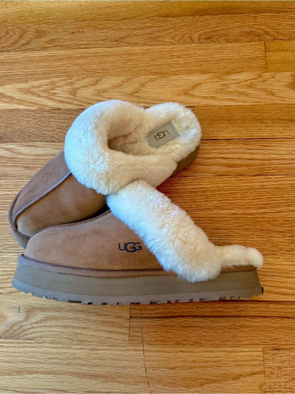 Ugg Disquette Platform Slippers in US 10